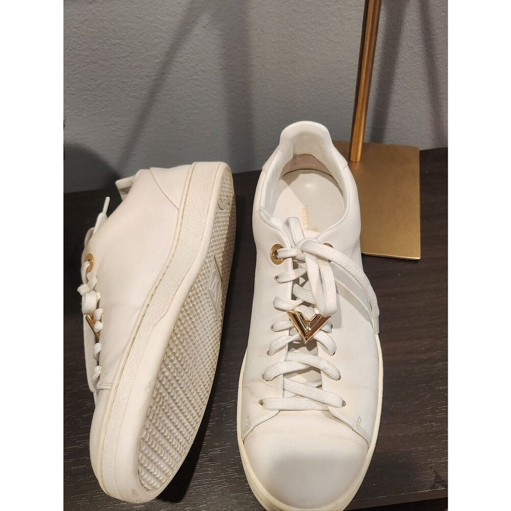 Louis Vuitton White Leather Sneakers with Gold Eyelets And V Logo